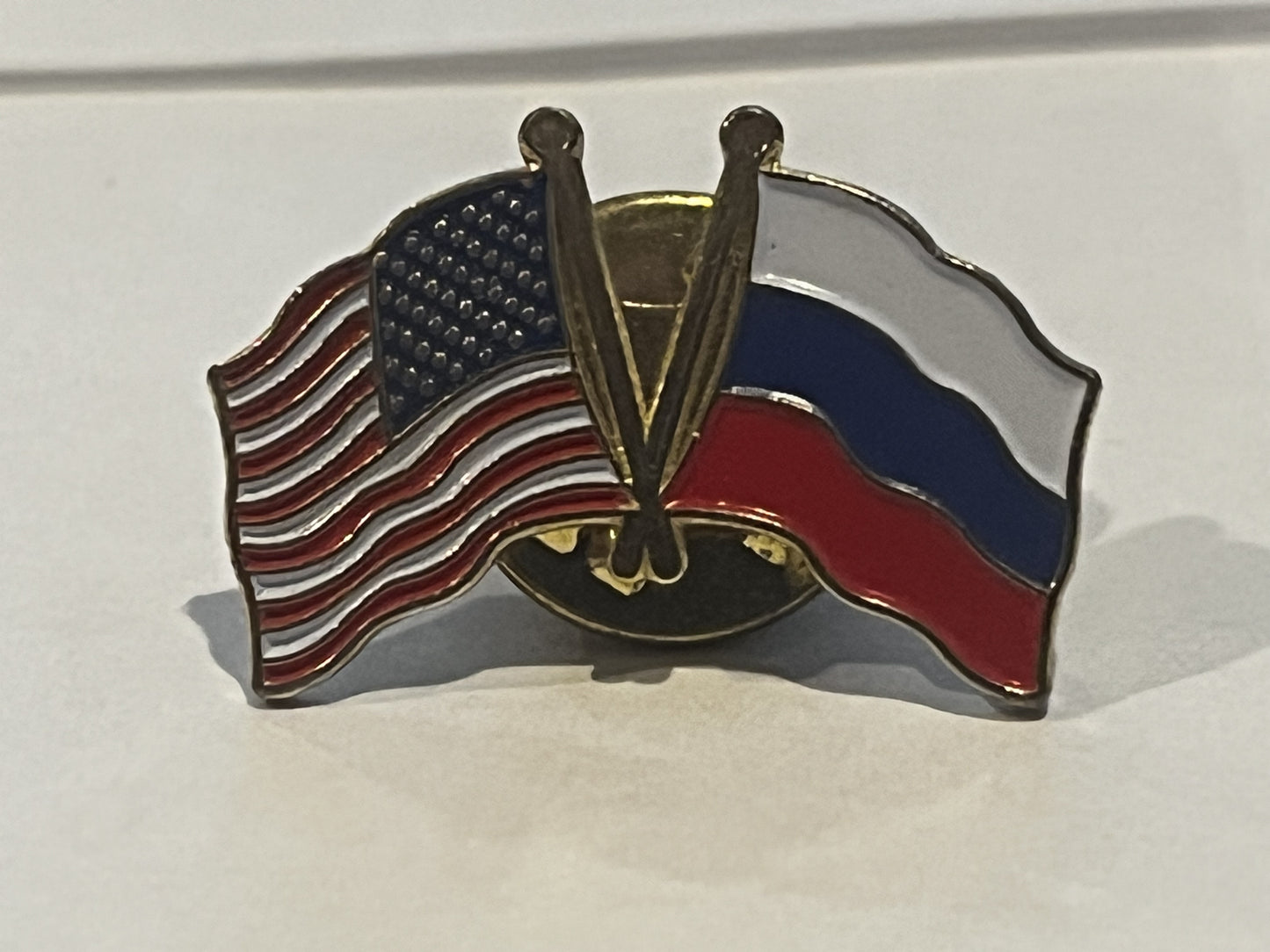 Russia / United States Pin
